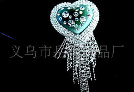 璀璨风华 彩色水晶钻石胸花——精品水钻胸花的选购与市场探秘