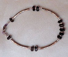 同城二手石饰品交易 美发饰品市场新动向